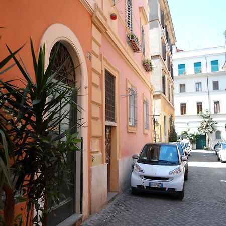 Vaticano Ohana Suite Trastevere Рим Экстерьер фото
