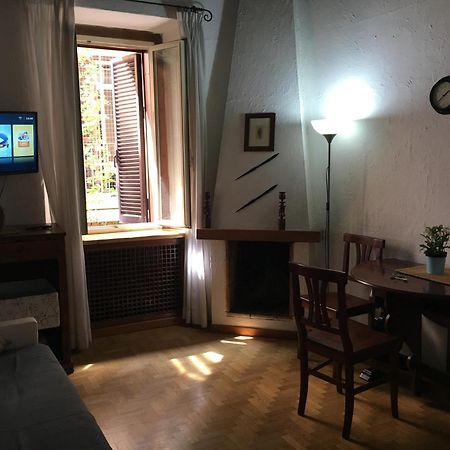 Vaticano Ohana Suite Trastevere Рим Экстерьер фото